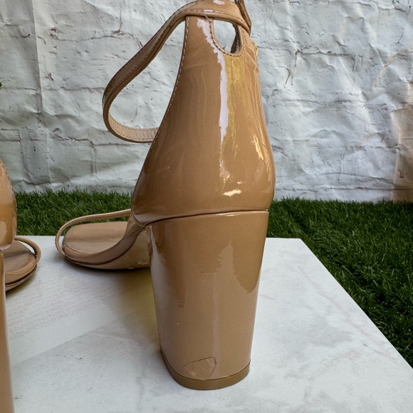 Stuart Weitzman Nearlynude Ankle strap Nude patent leather sandals size 10 women - Picture 15 of 16